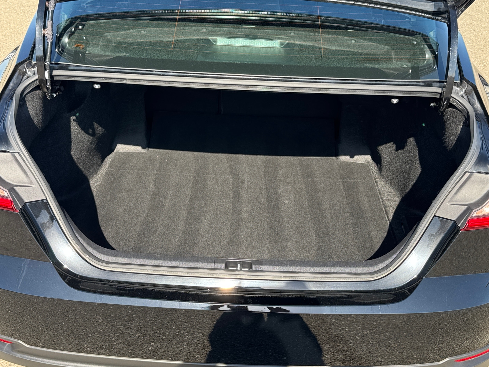 Thumbnail: 2025 Toyota Camry - 6