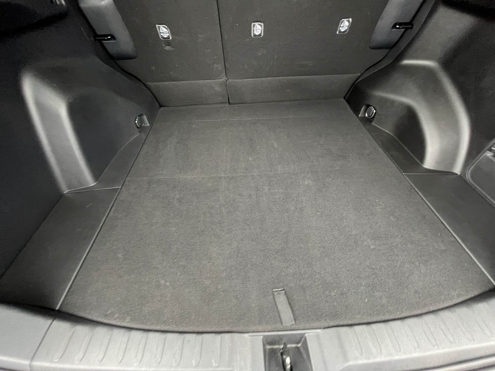 Thumbnail: 2025 Toyota RAV4 - 6