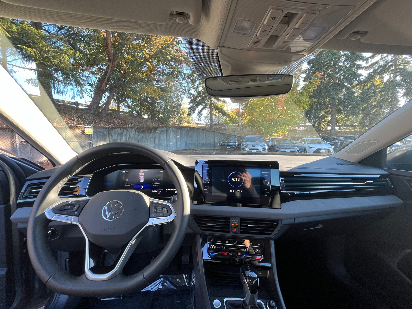 Thumbnail: 2025 Volkswagen Jetta - 3