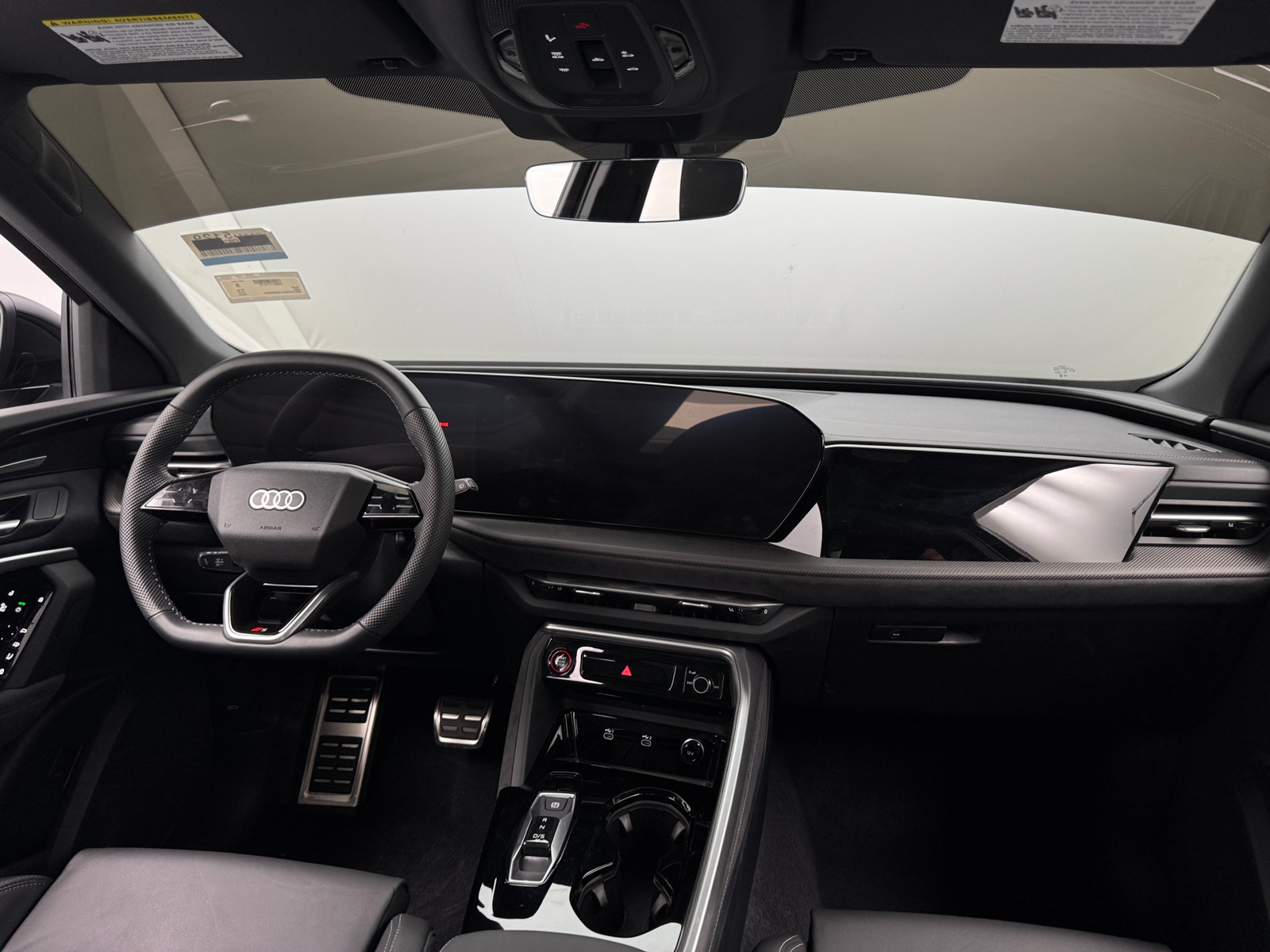 Thumbnail: 2025 Audi SQ5 - 2