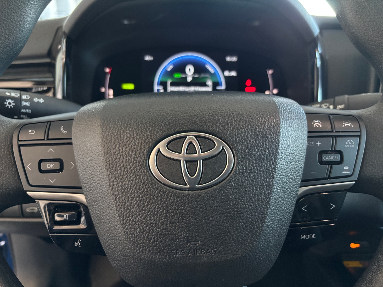 Thumbnail: 2025 Toyota Camry - 5