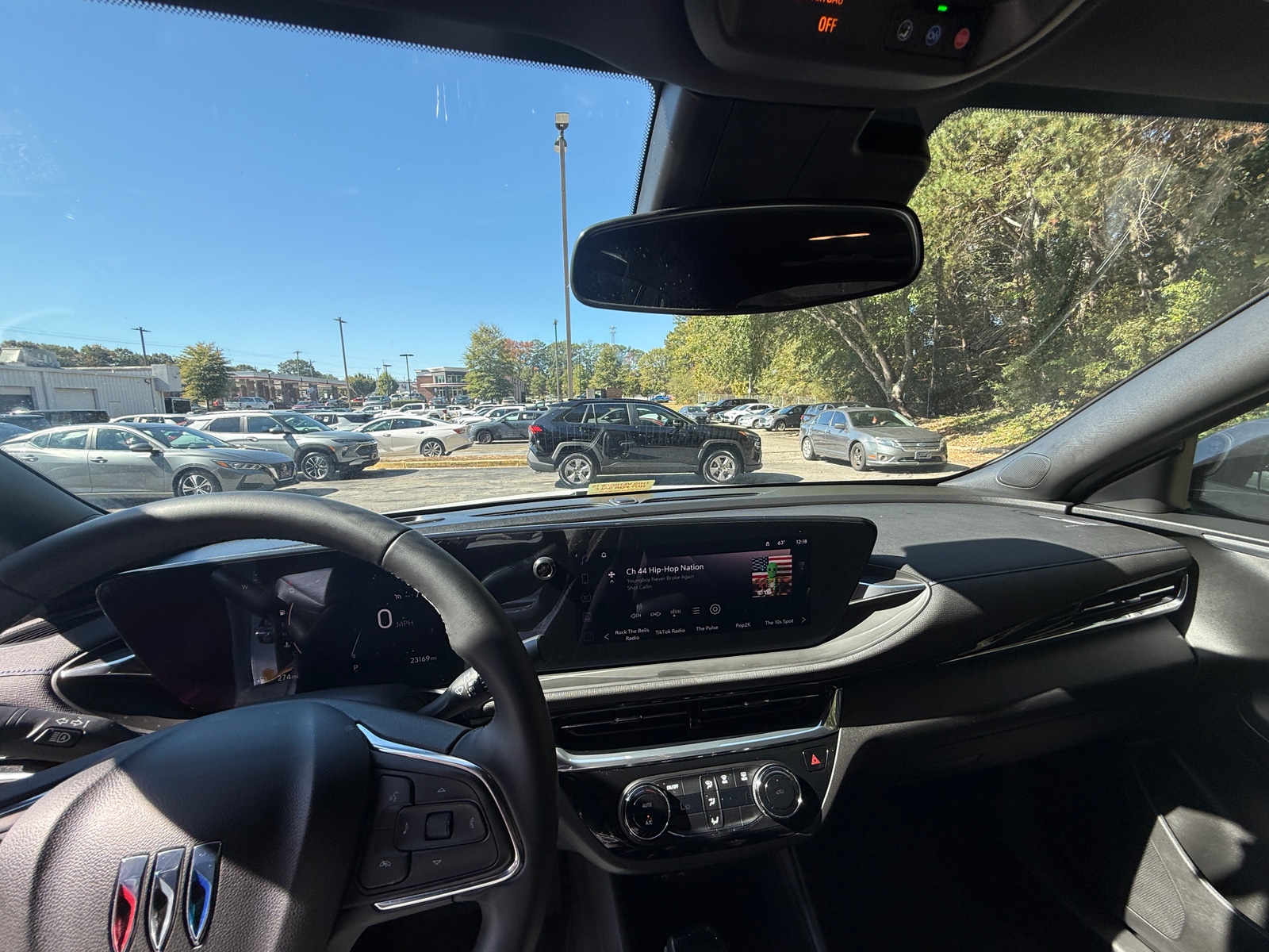 Thumbnail: 2025 Buick Envista - 3