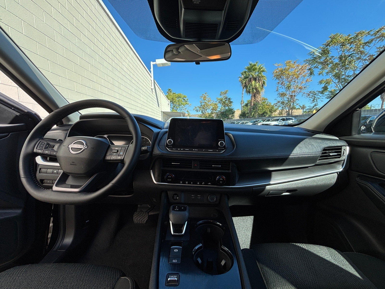 Thumbnail: 2025 Nissan Rogue - 3