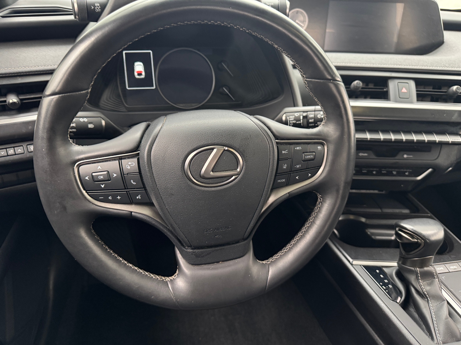 Thumbnail: 2022 Lexus UX - 4