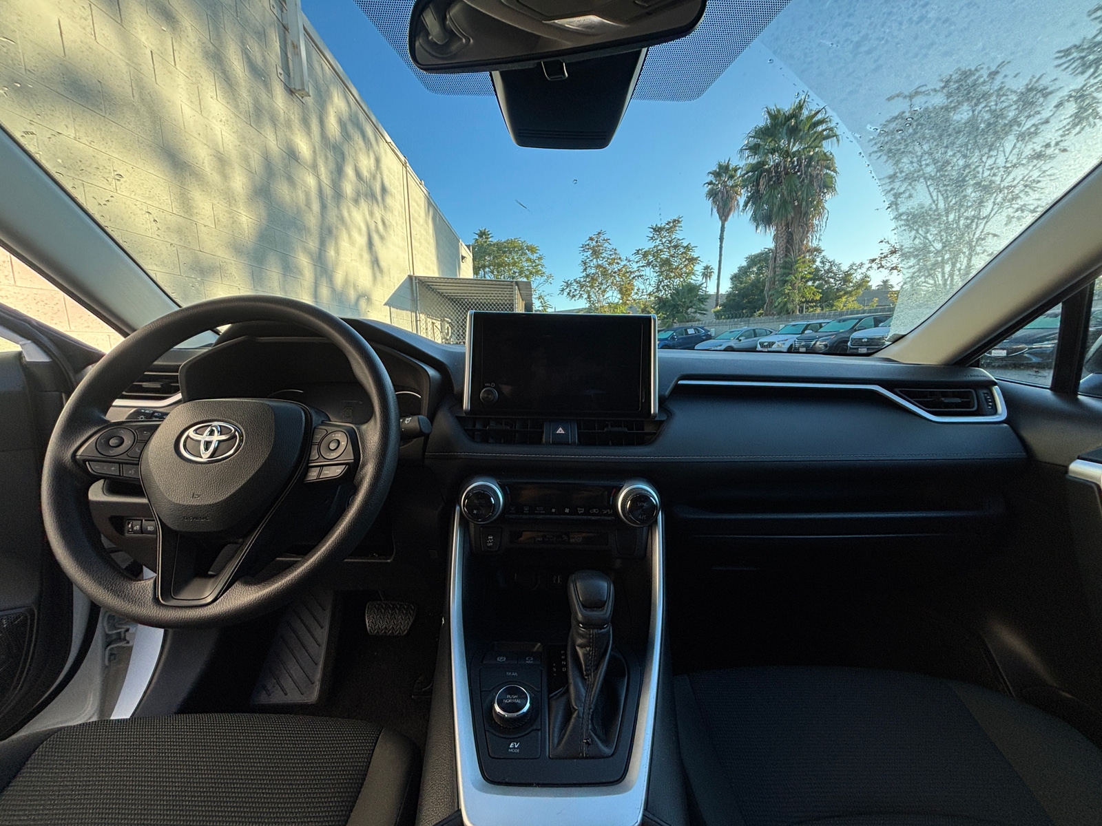 Thumbnail: 2025 Toyota RAV4 - 3