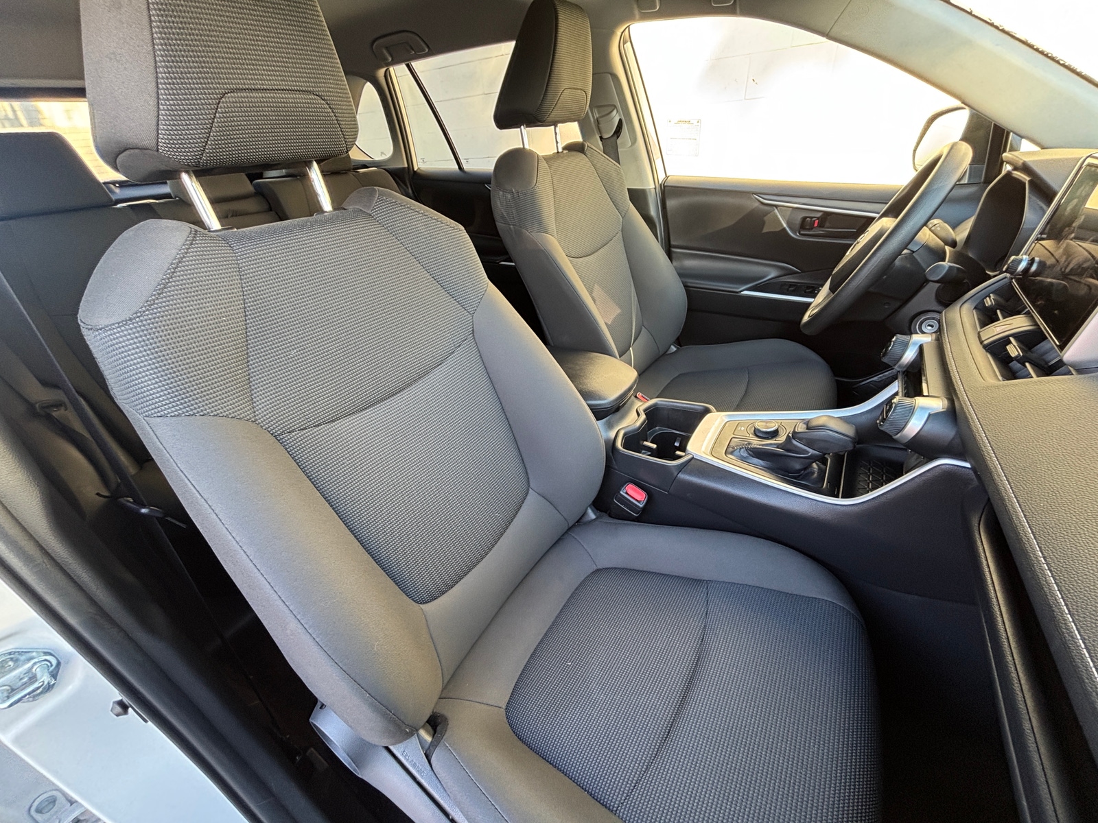 Thumbnail: 2025 Toyota RAV4 - 2