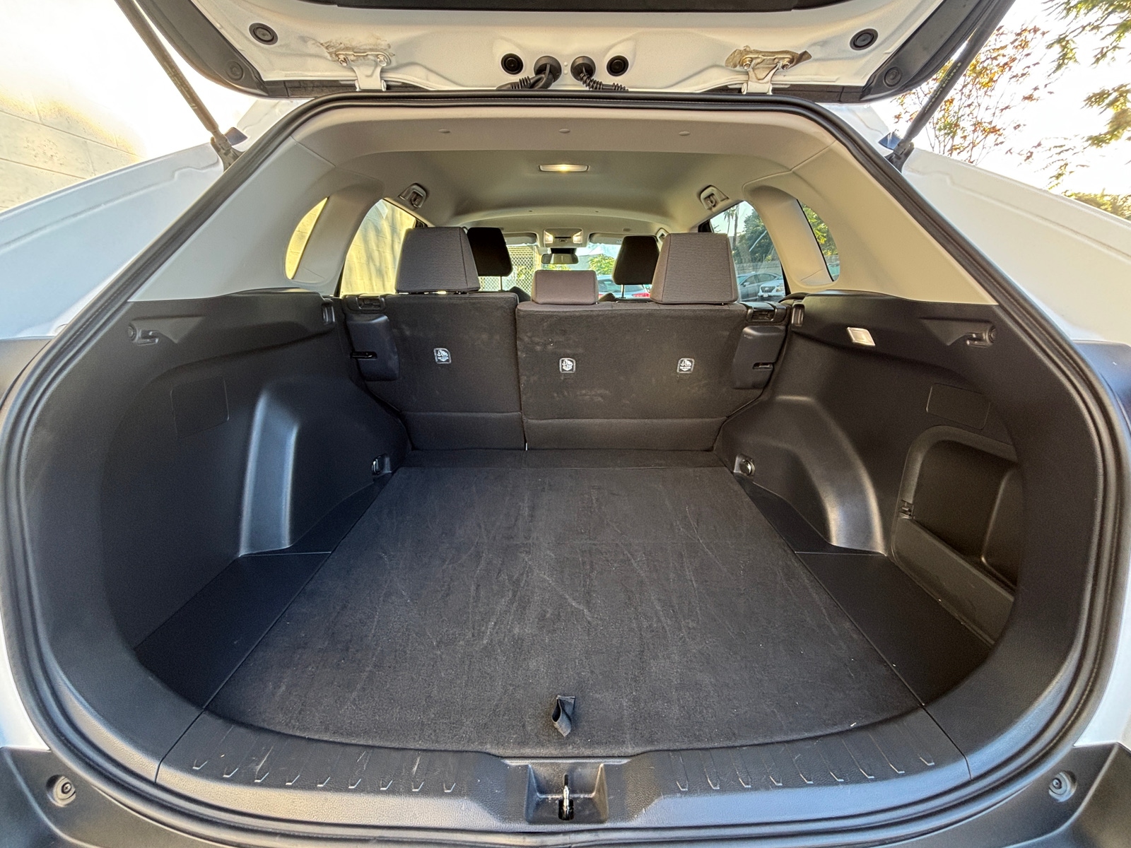 Thumbnail: 2025 Toyota RAV4 - 6