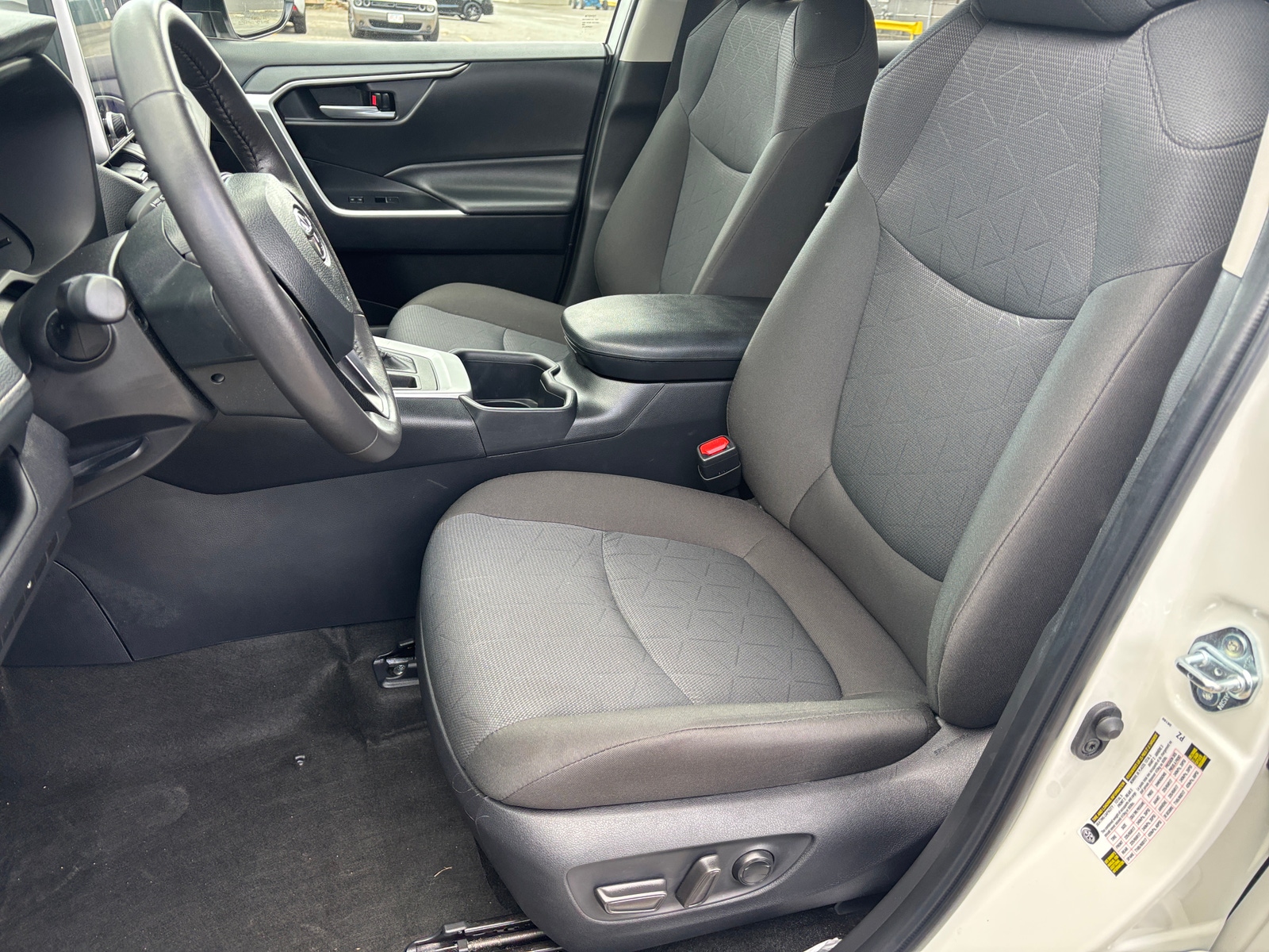 Thumbnail: 2025 Toyota RAV4 - 2