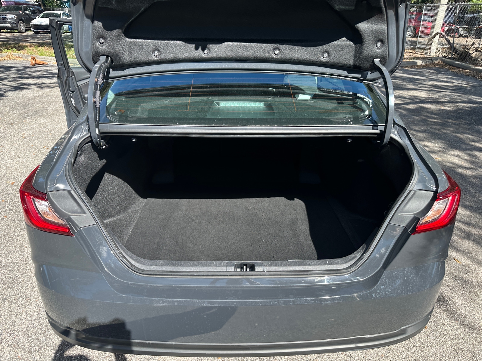 Thumbnail: 2025 Toyota Camry - 4