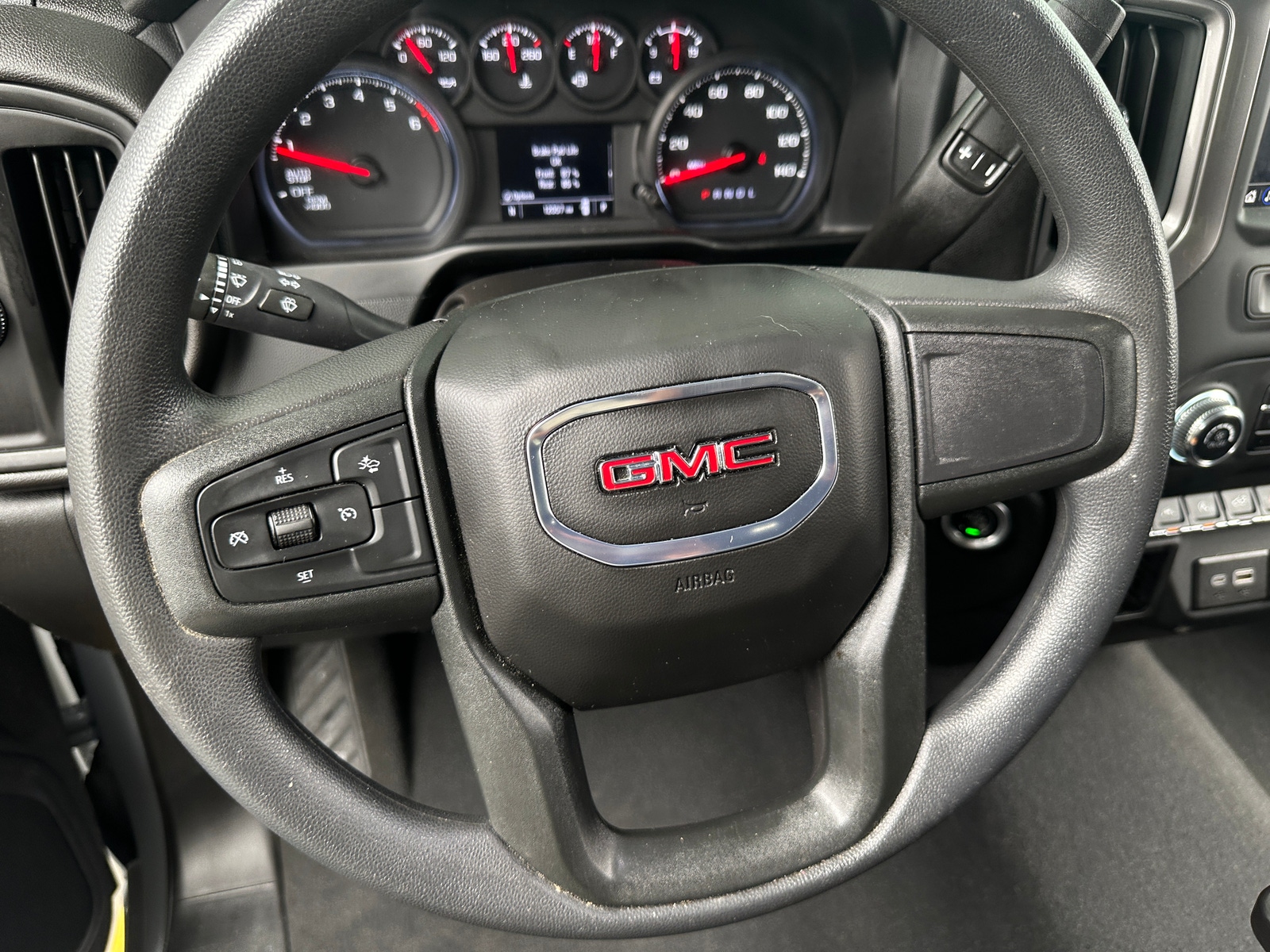 Thumbnail: 2024 GMC Sierra 1500 - 5