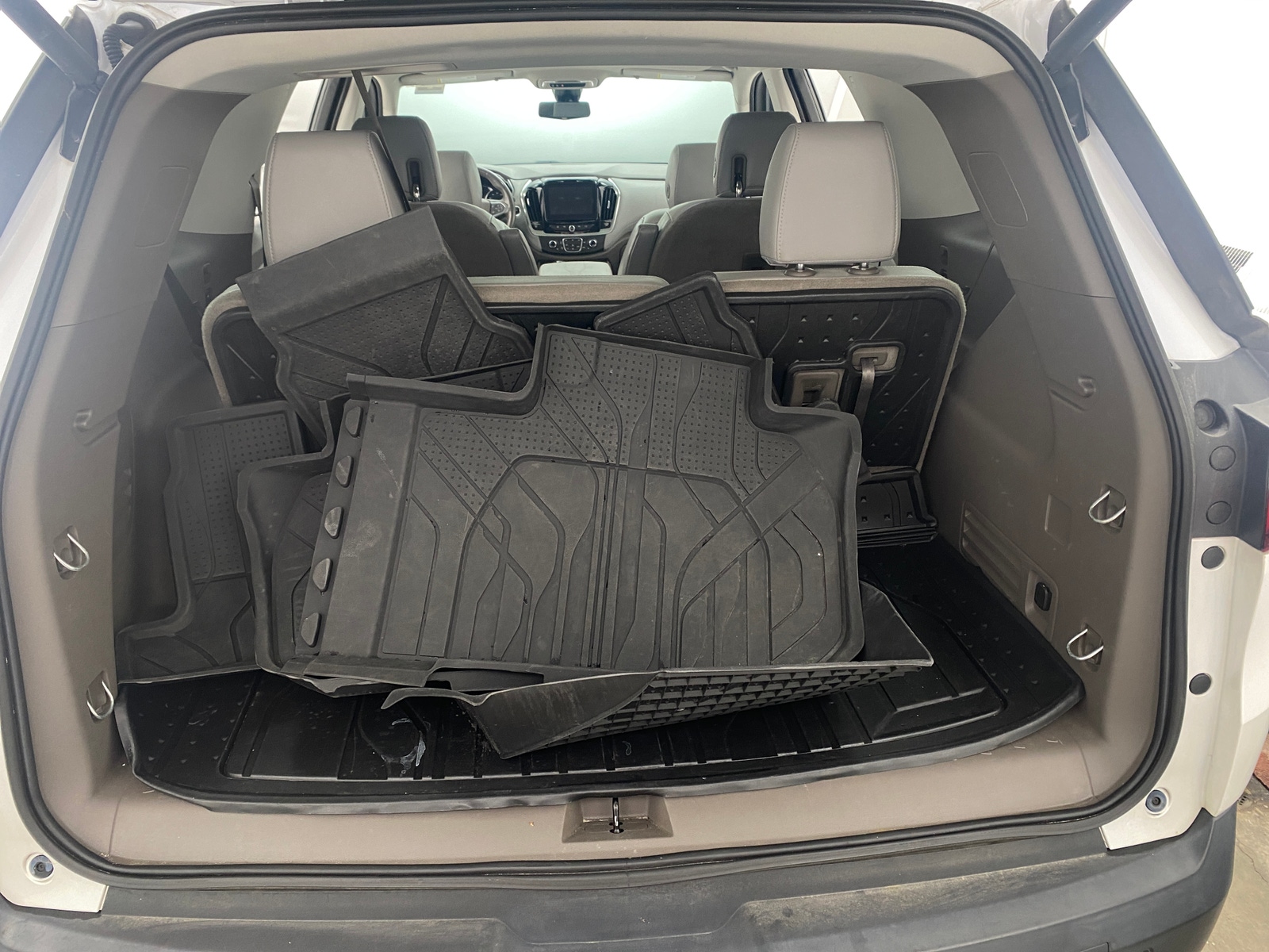 Thumbnail: 2018 Chevrolet Traverse - 6