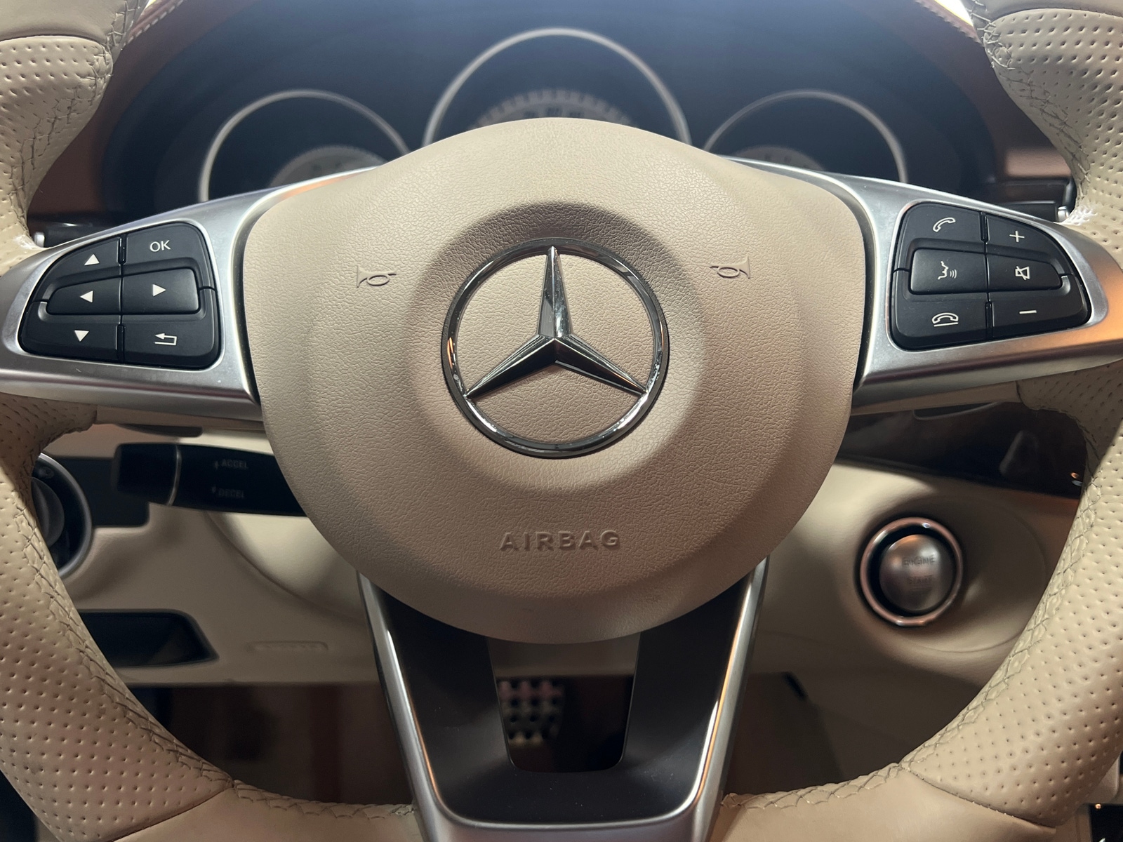 Thumbnail: 2015 Mercedes-Benz CLS - 3