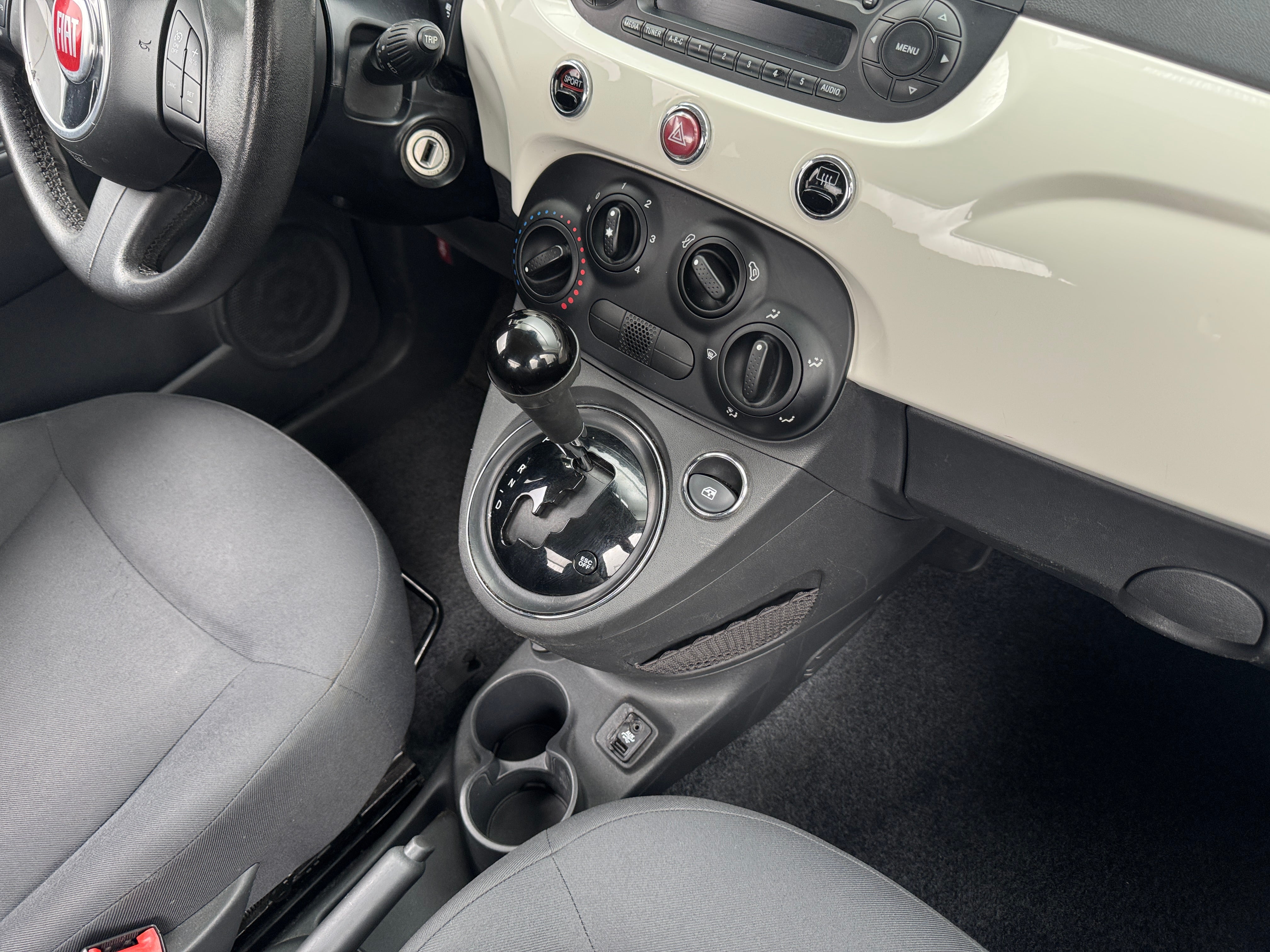 Used 2015 FIAT 500 Pop with VIN 3C3CFFAR2FT598488 for sale in Oak Creek, WI