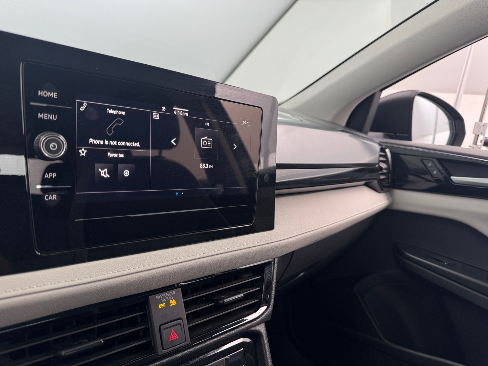Thumbnail: 2025 Volkswagen Taos - 4