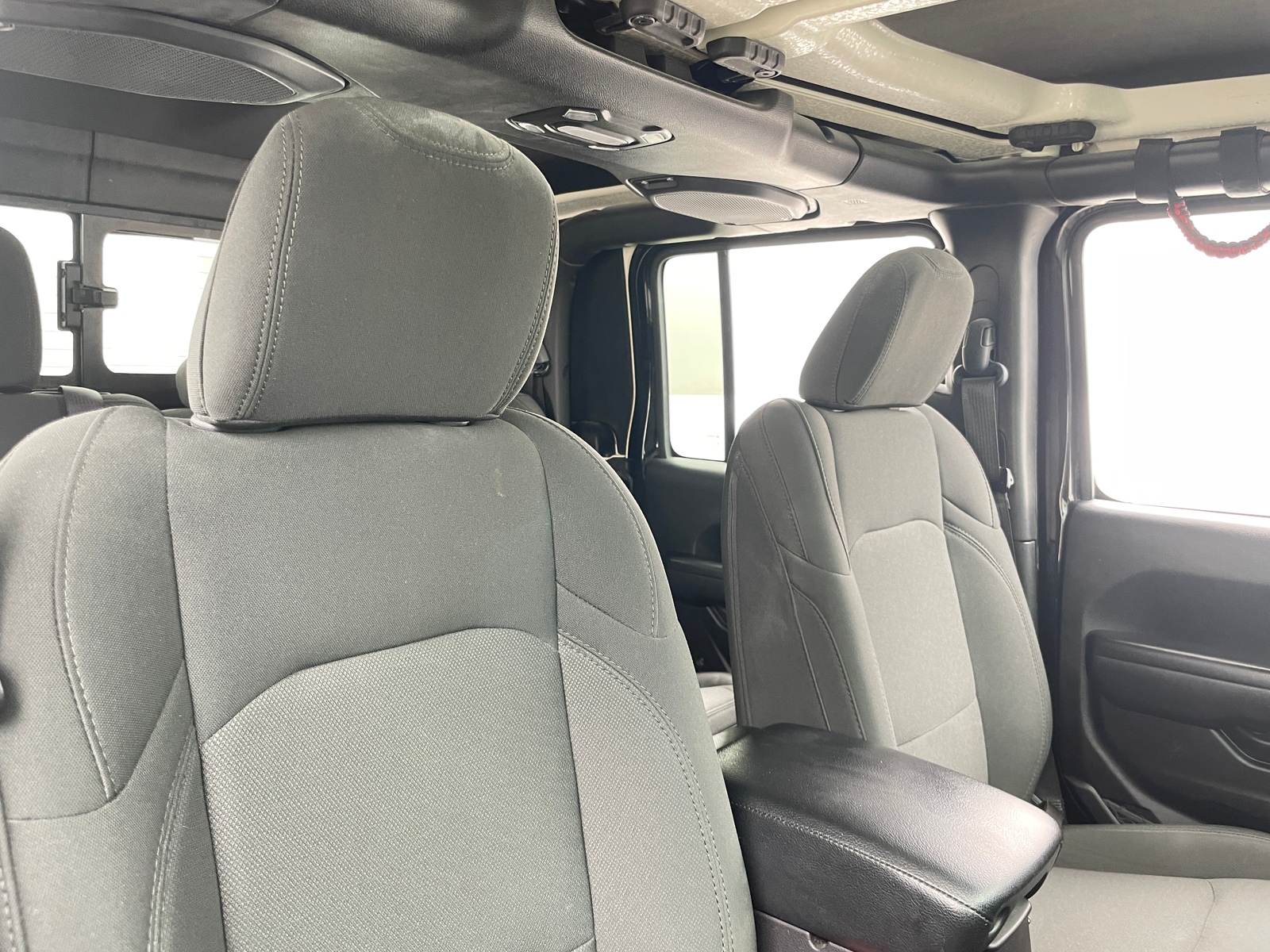 Thumbnail: 2021 Jeep Gladiator - 2