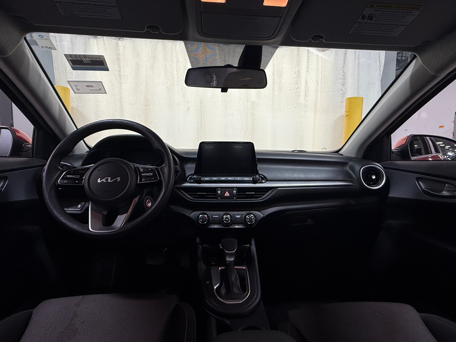Thumbnail: 2024 Kia Forte - 3