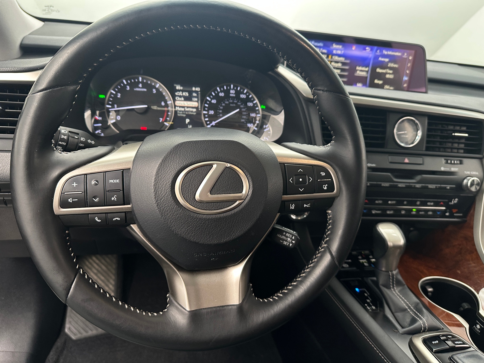 Thumbnail: 2018 Lexus RX - 4