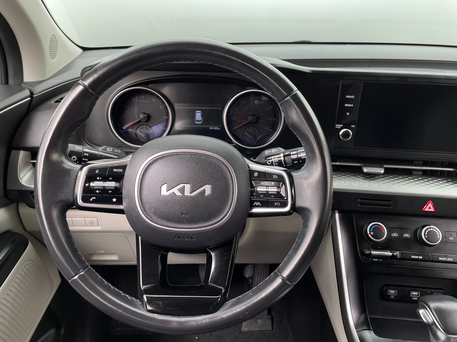 Thumbnail: 2022 Kia Carnival - 5