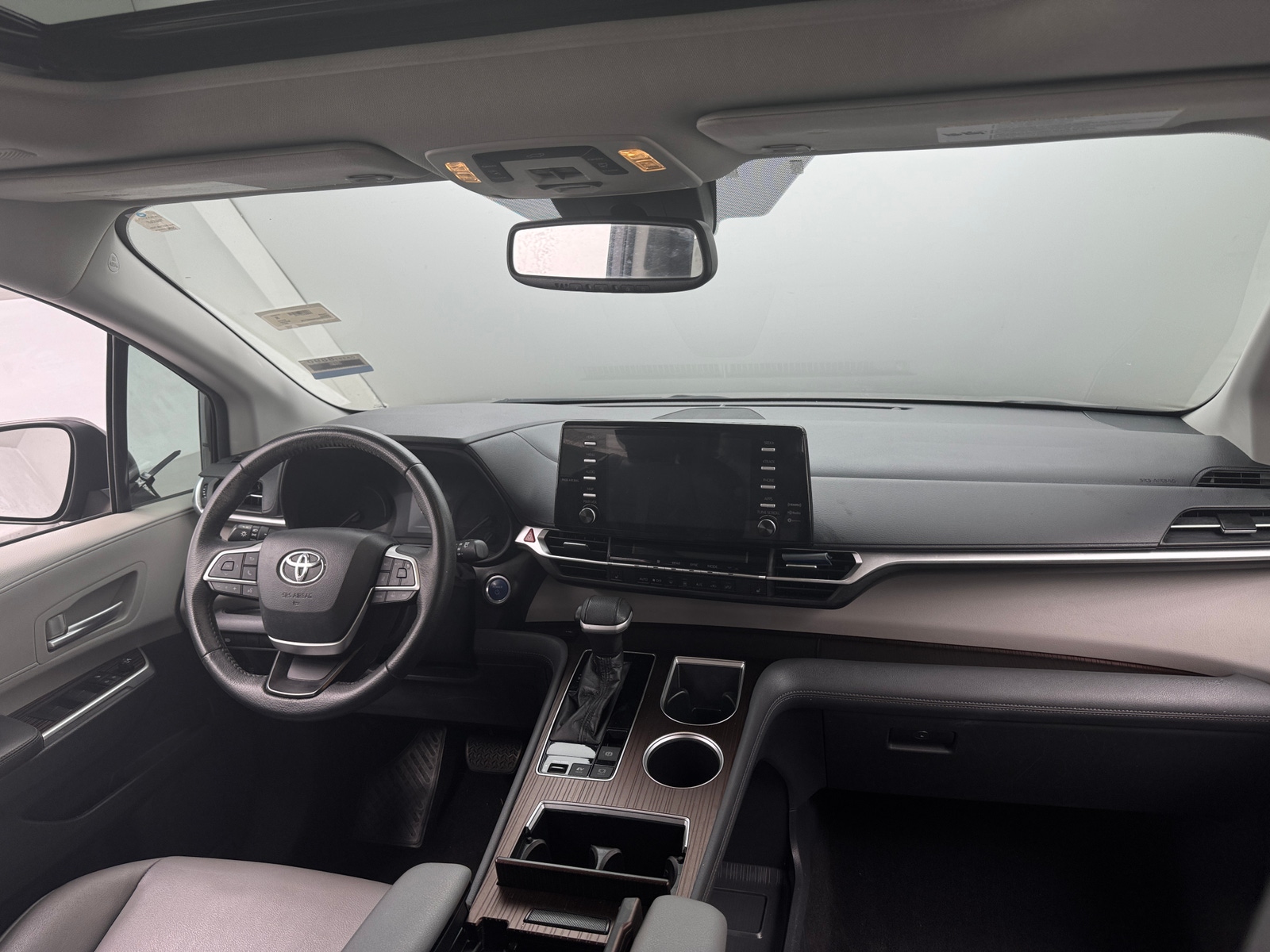 Thumbnail: 2021 Toyota Sienna - 2