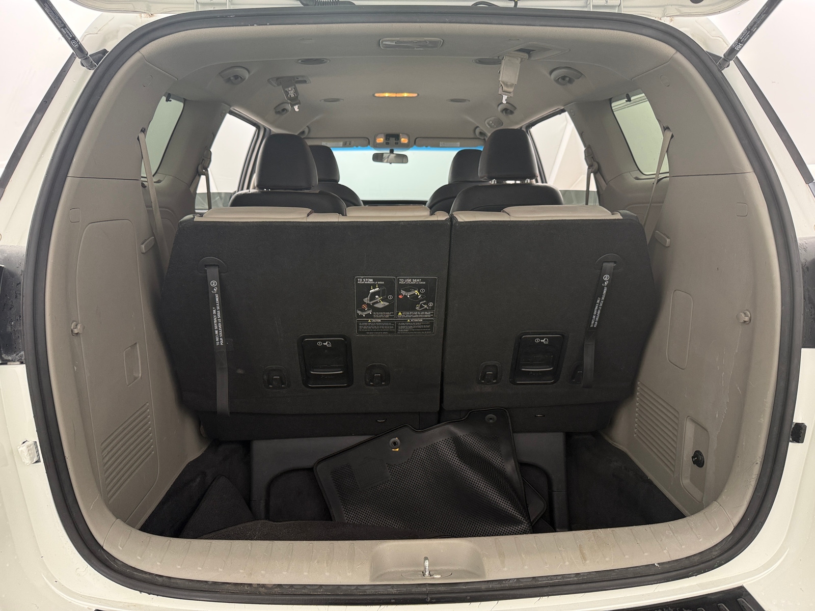 Thumbnail: 2019 Kia Sedona - 7