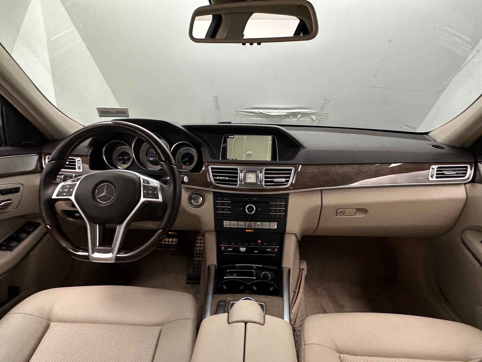 Thumbnail: 2016 Mercedes-Benz E-Class - 2