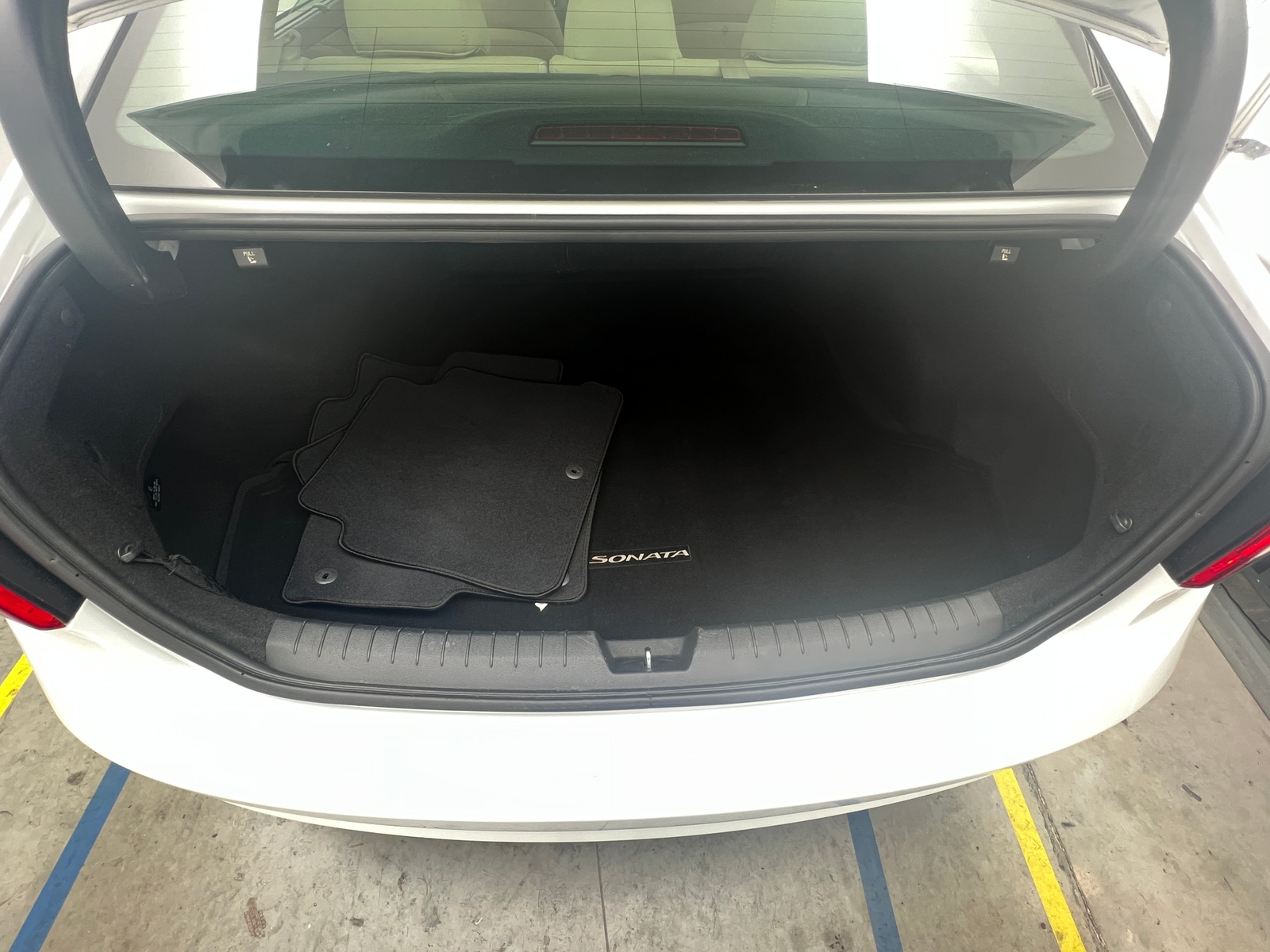 Thumbnail: 2016 Hyundai Sonata - 6