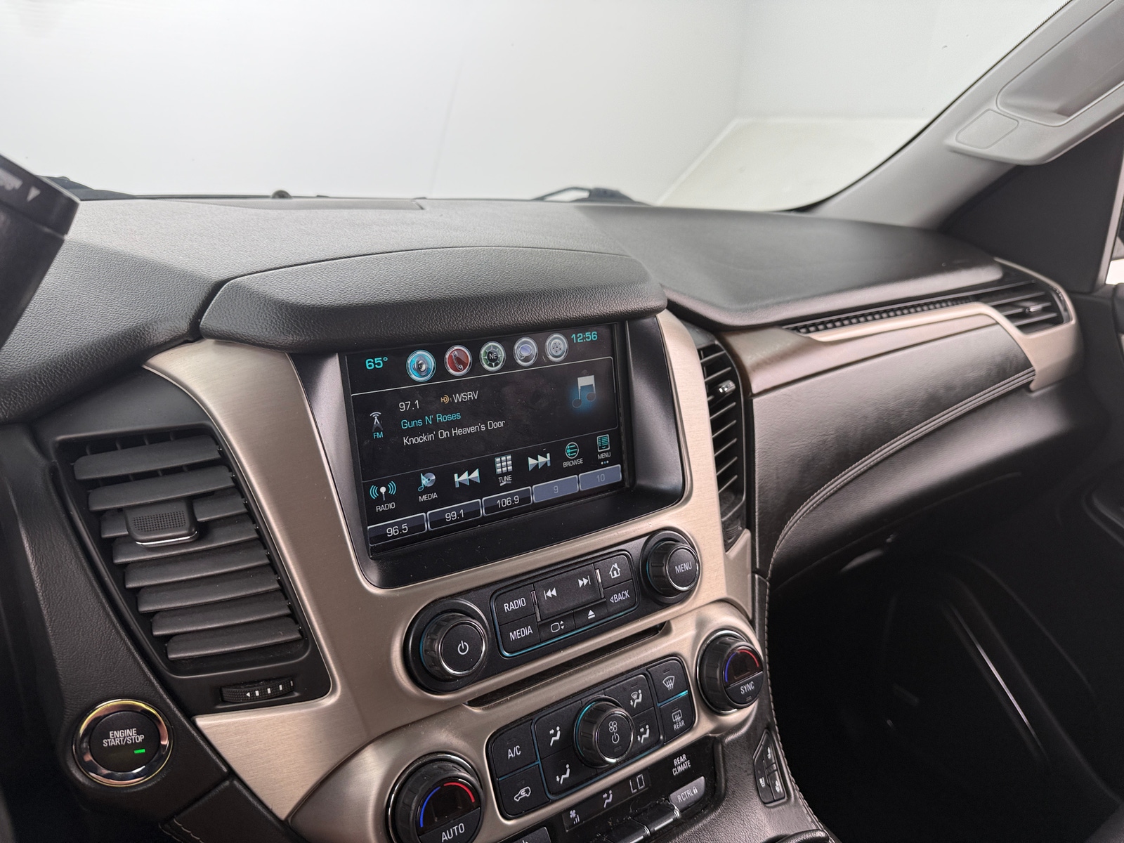 Thumbnail: 2018 GMC Yukon - 3