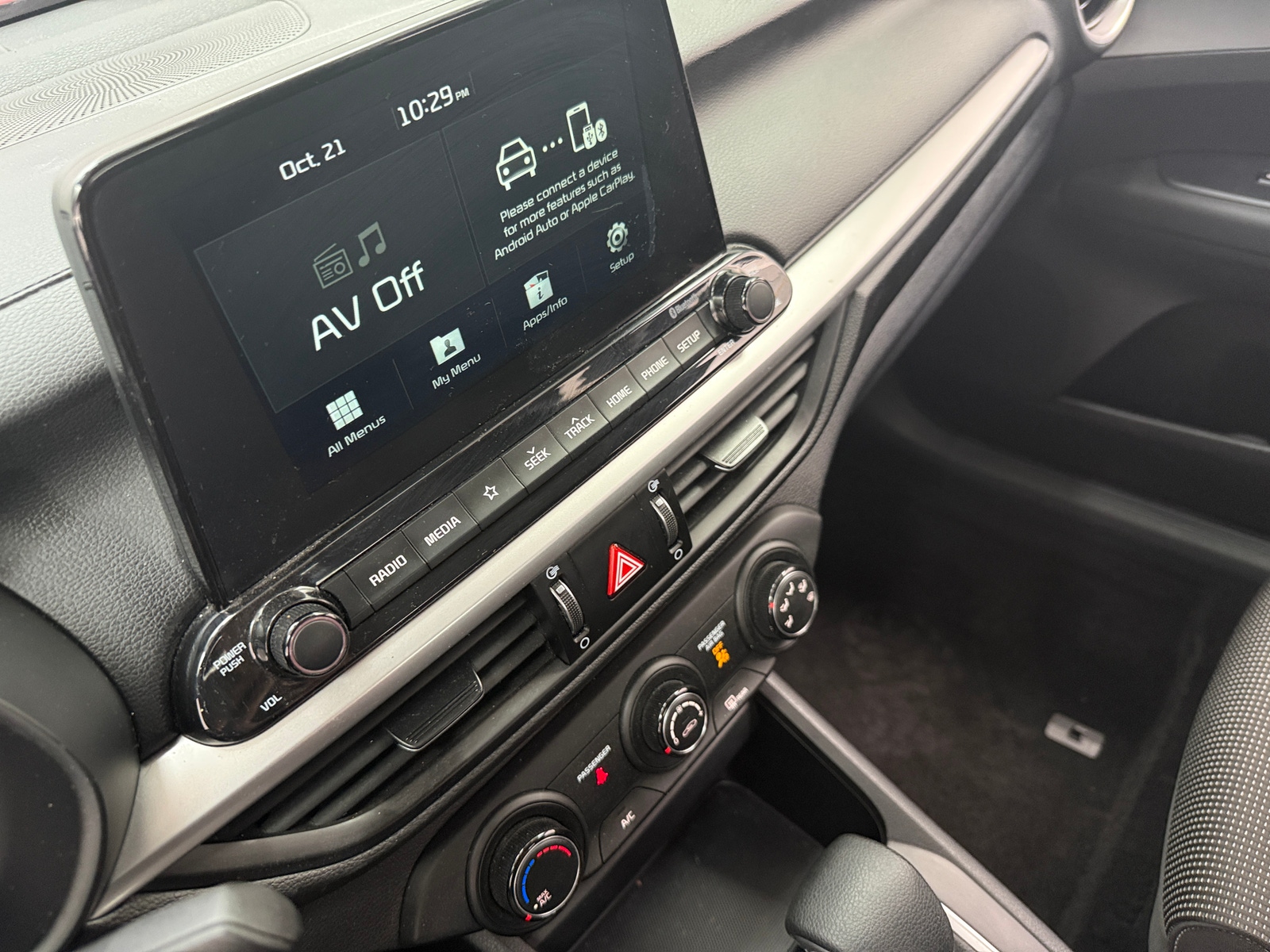 Thumbnail: 2020 Kia Forte - 4