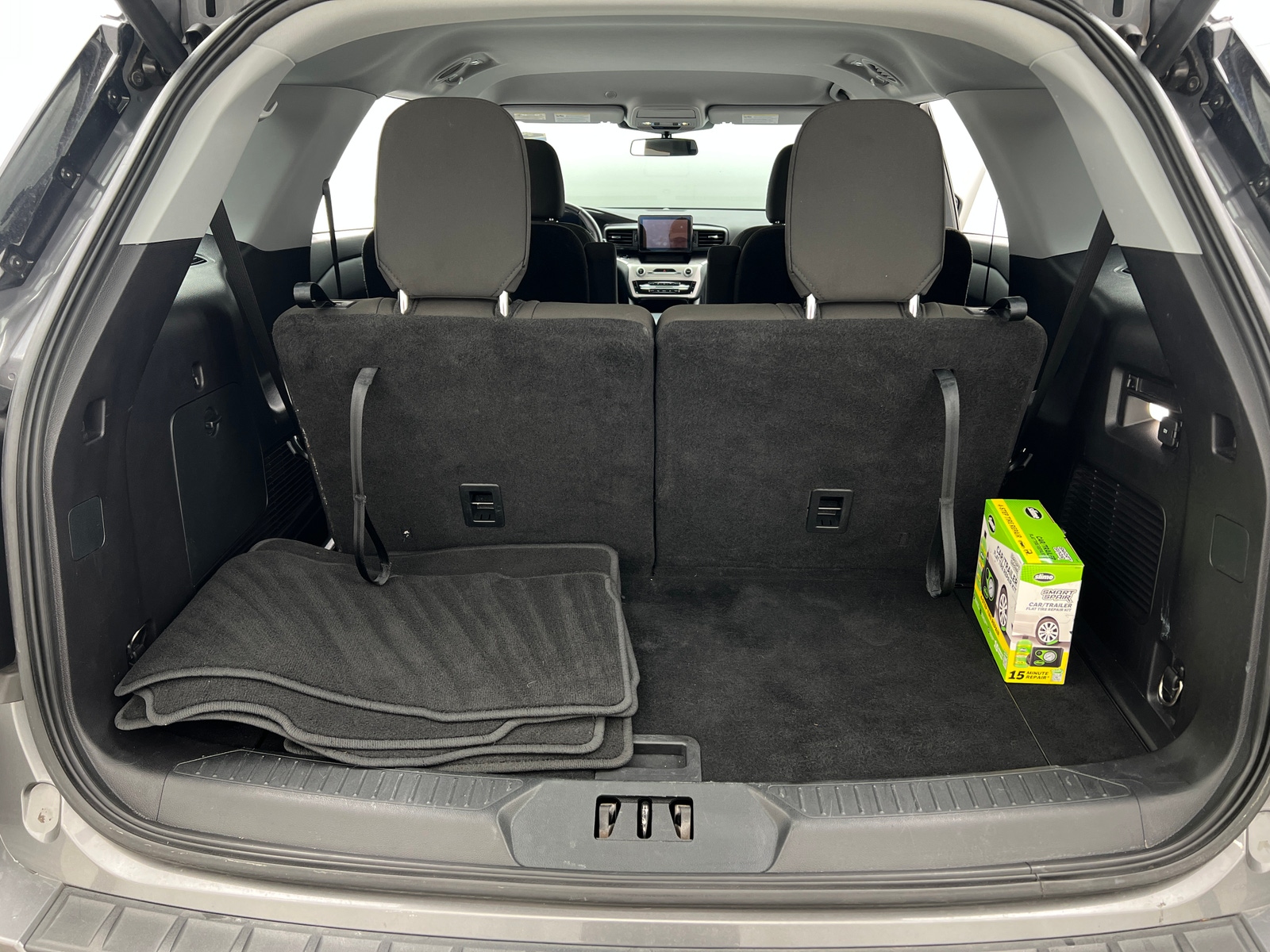 Thumbnail: 2021 Ford Explorer - 7