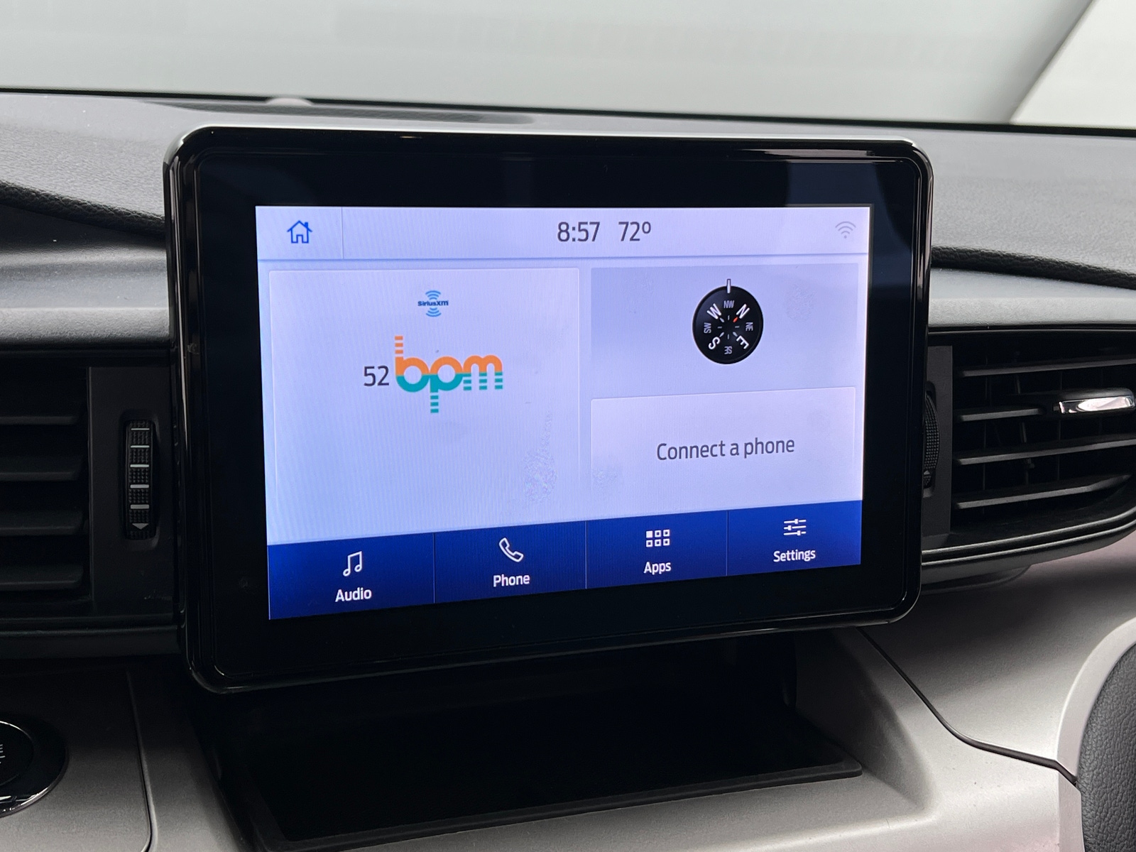 Thumbnail: 2021 Ford Explorer - 4