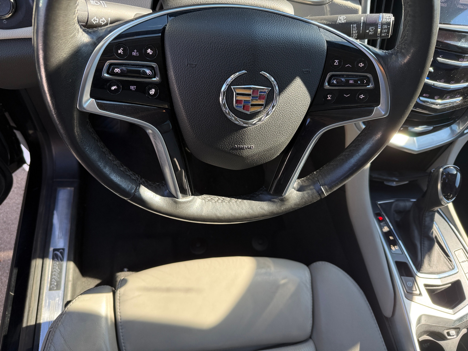 Thumbnail: 2014 Cadillac SRX - 4