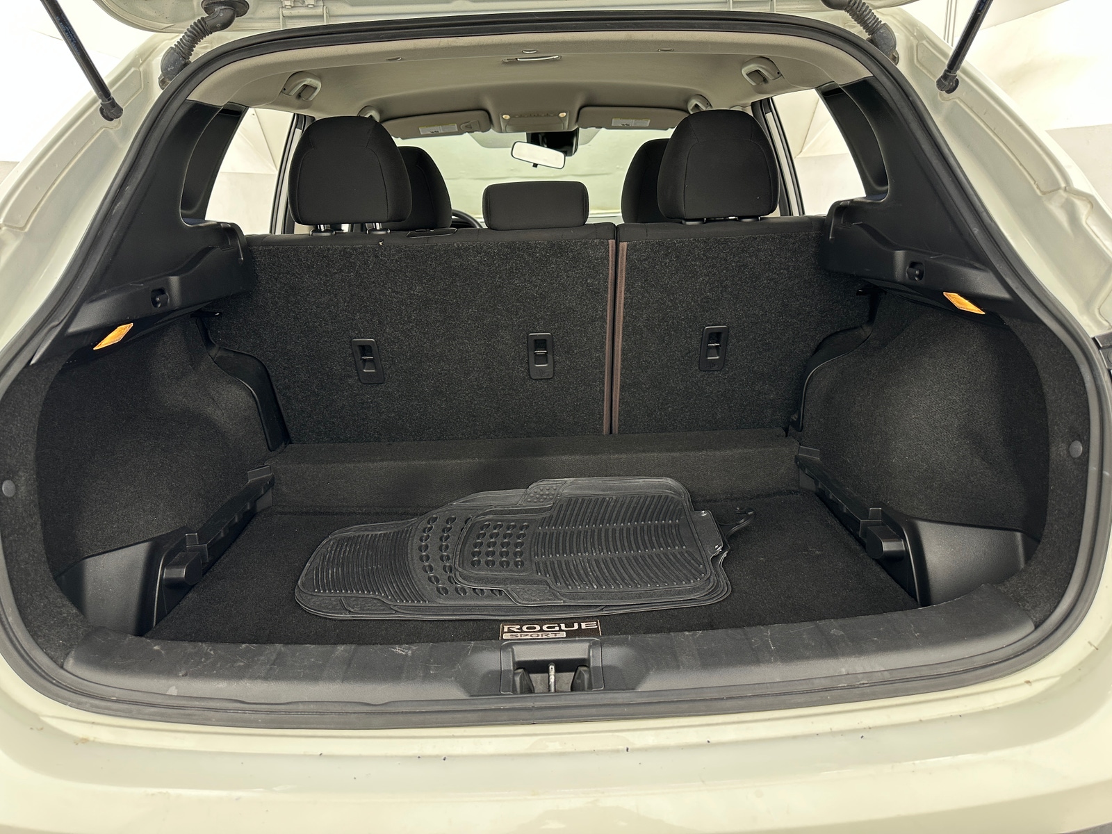 Thumbnail: 2021 Nissan Rogue Sport - 7