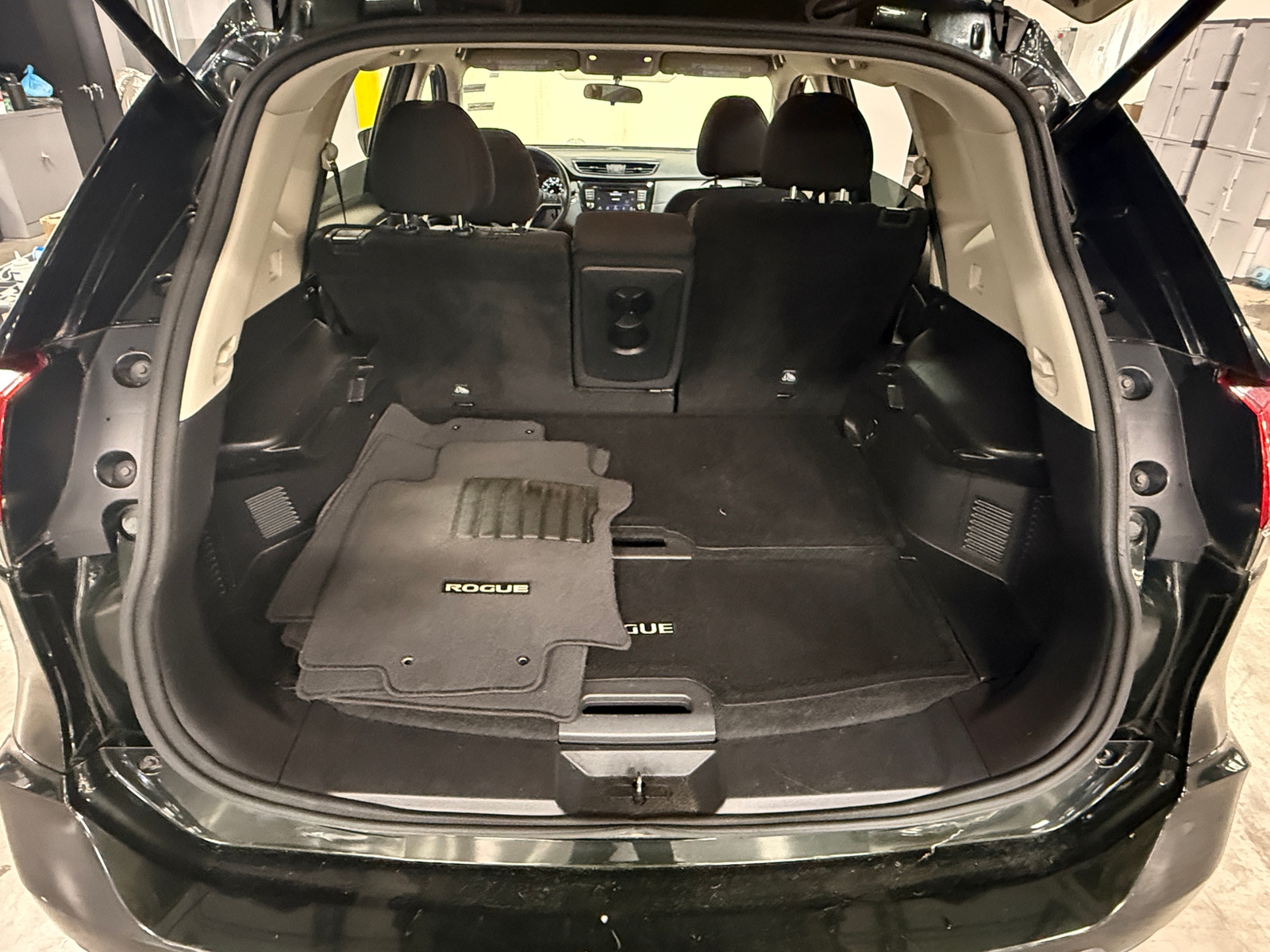 Thumbnail: 2018 Nissan Rogue - 7