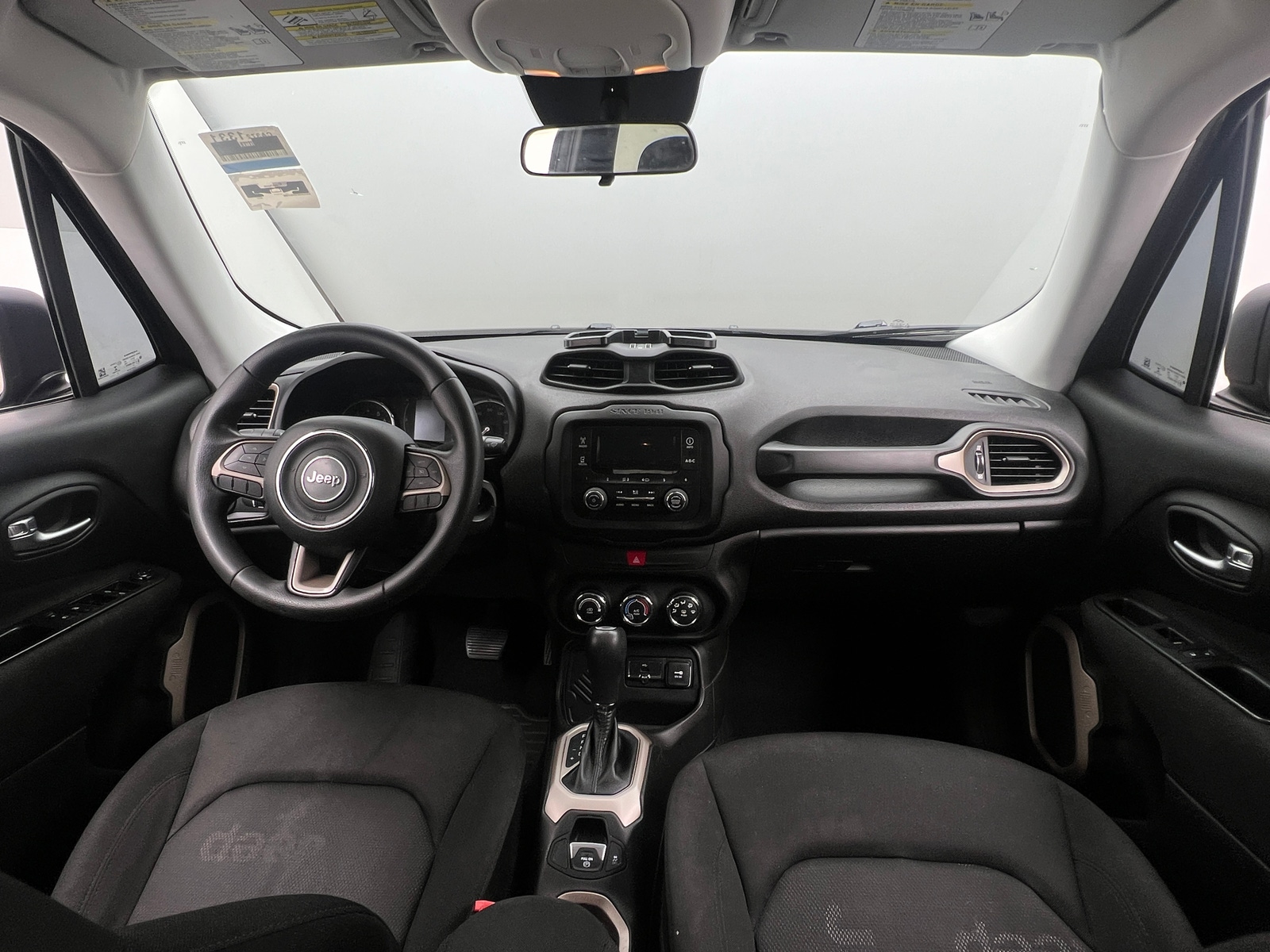 Thumbnail: 2017 Jeep Renegade - 3