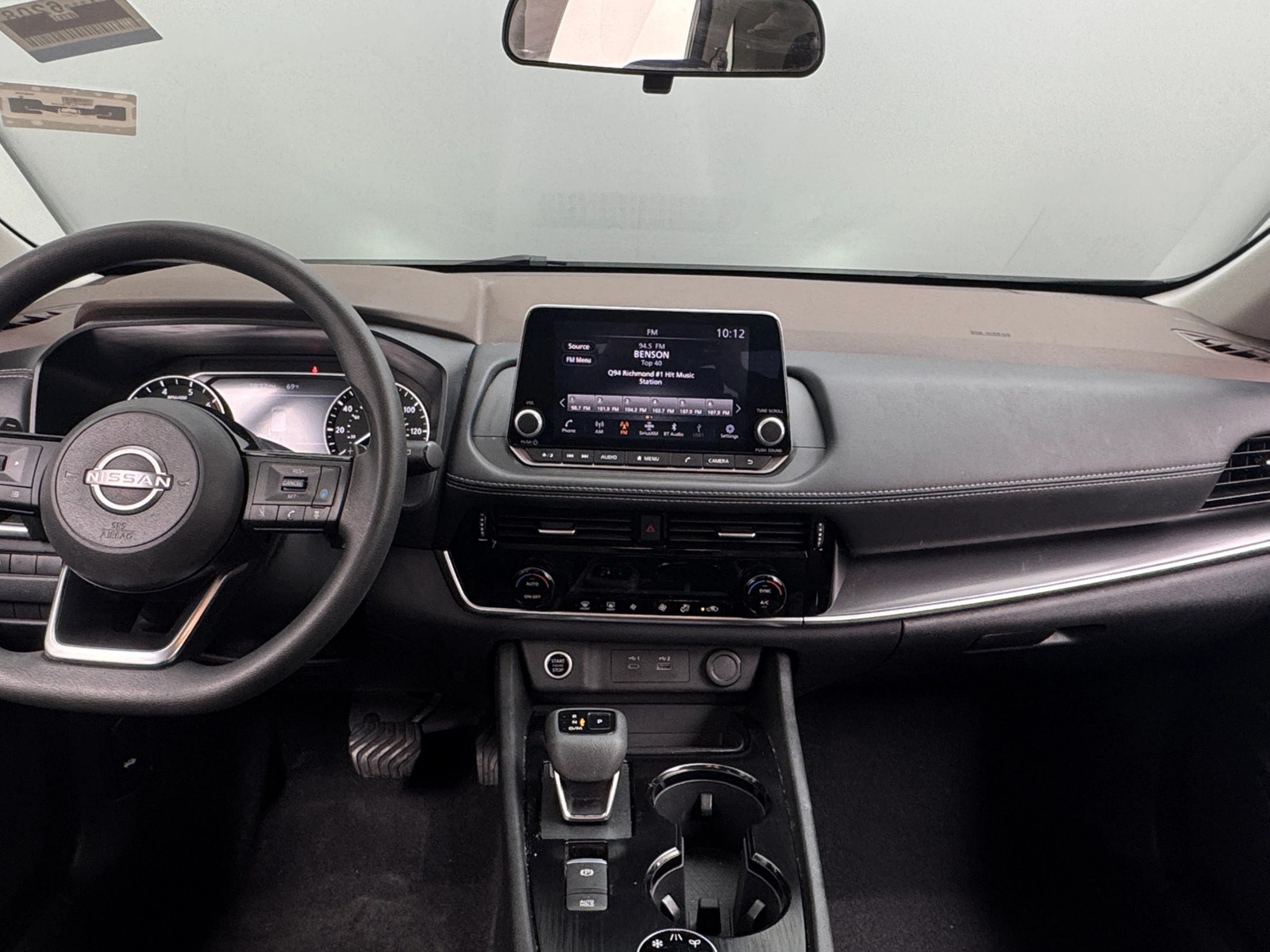 Thumbnail: 2023 Nissan Rogue - 3