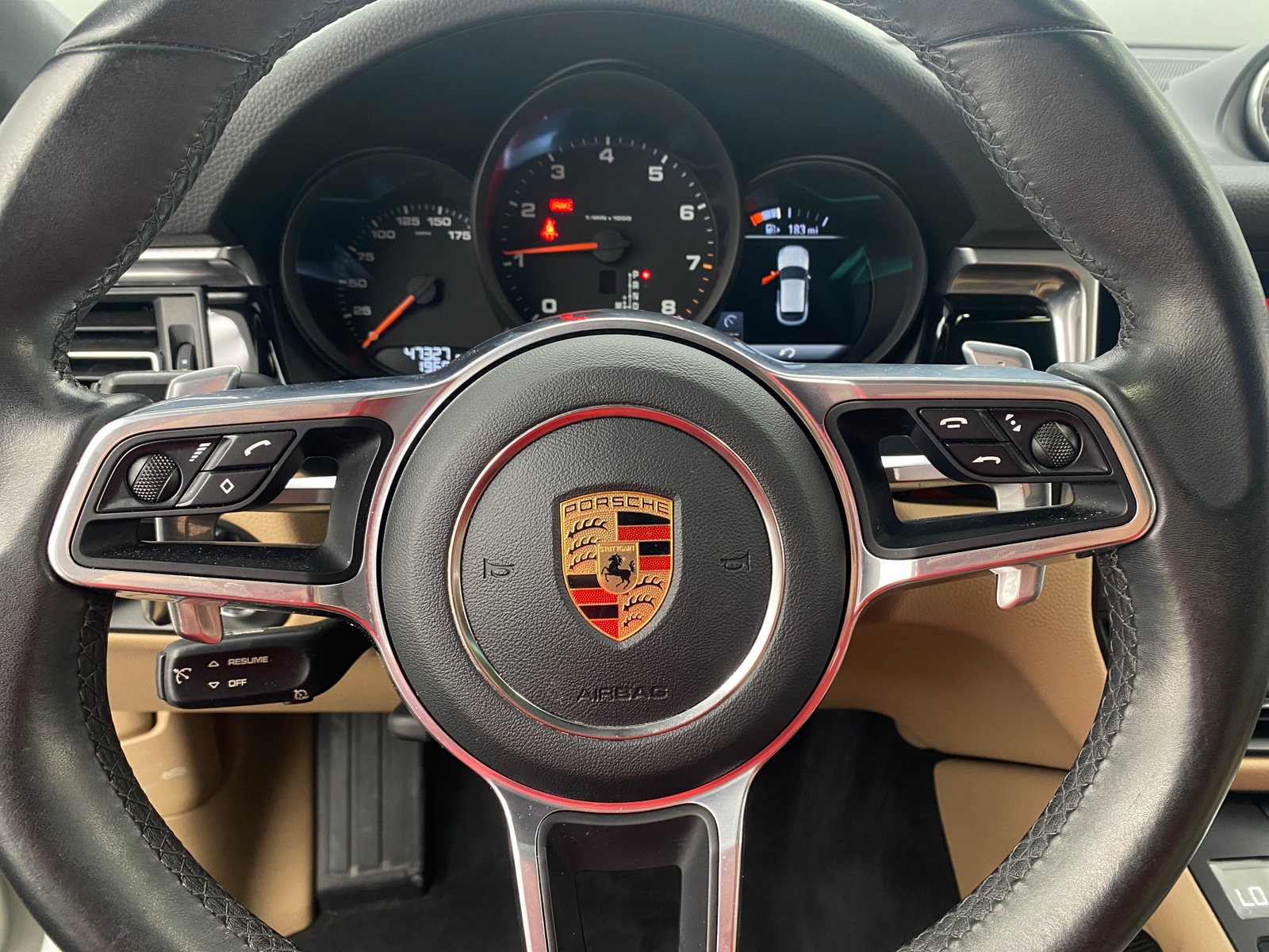 Thumbnail: 2020 Porsche Macan - 4