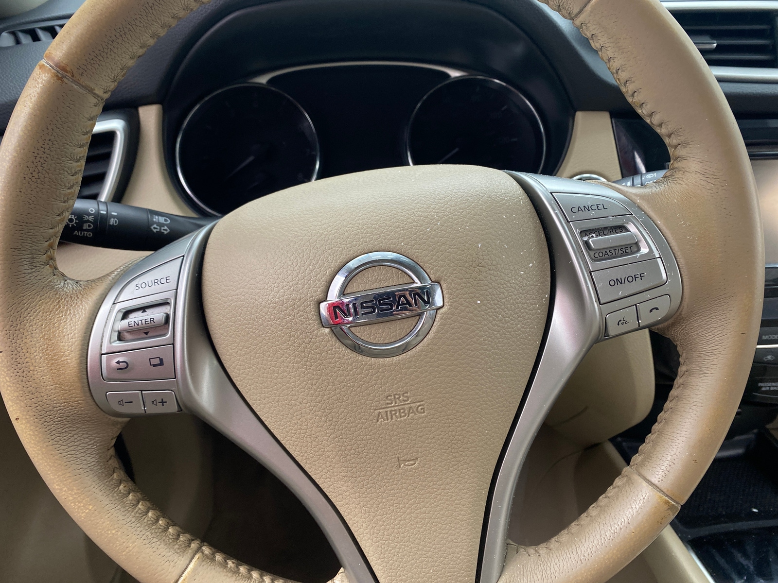 Thumbnail: 2015 Nissan Rogue - 4