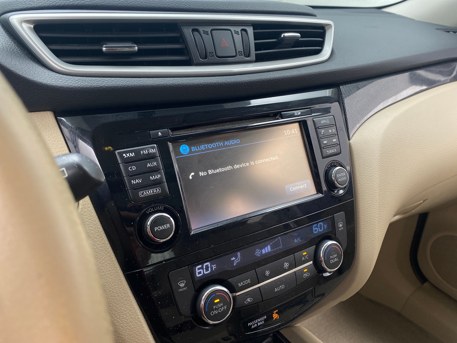 Thumbnail: 2015 Nissan Rogue - 3