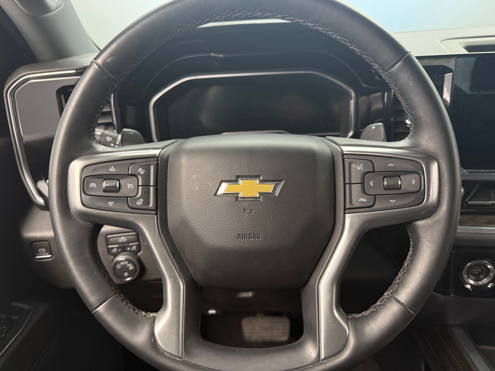 Thumbnail: 2023 Chevrolet Silverado 1500 - 5
