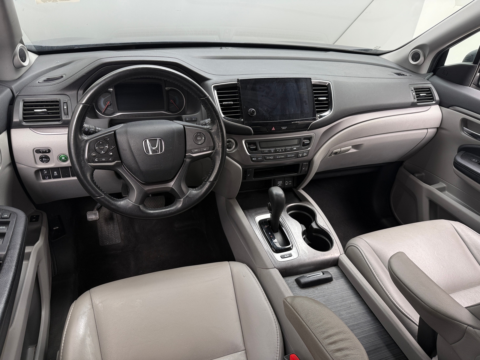 Thumbnail: 2020 Honda Pilot - 2