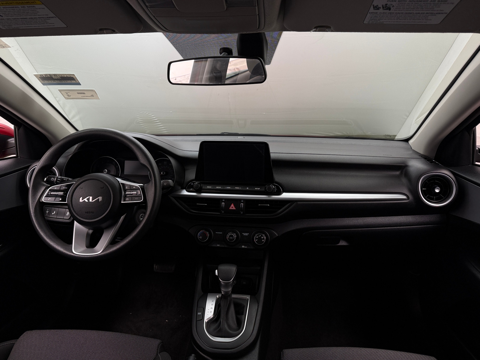 Thumbnail: 2024 Kia Forte - 3