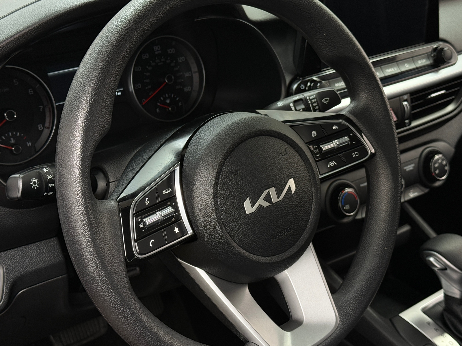 Thumbnail: 2024 Kia Forte - 5