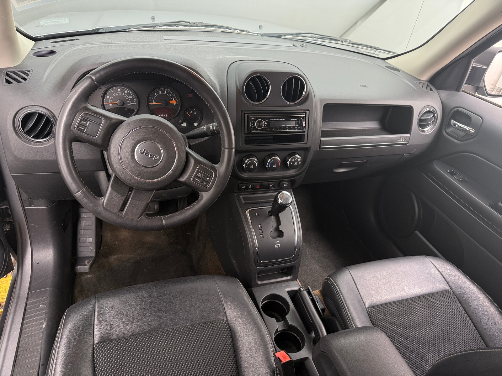 Thumbnail: 2016 Jeep Patriot - 3