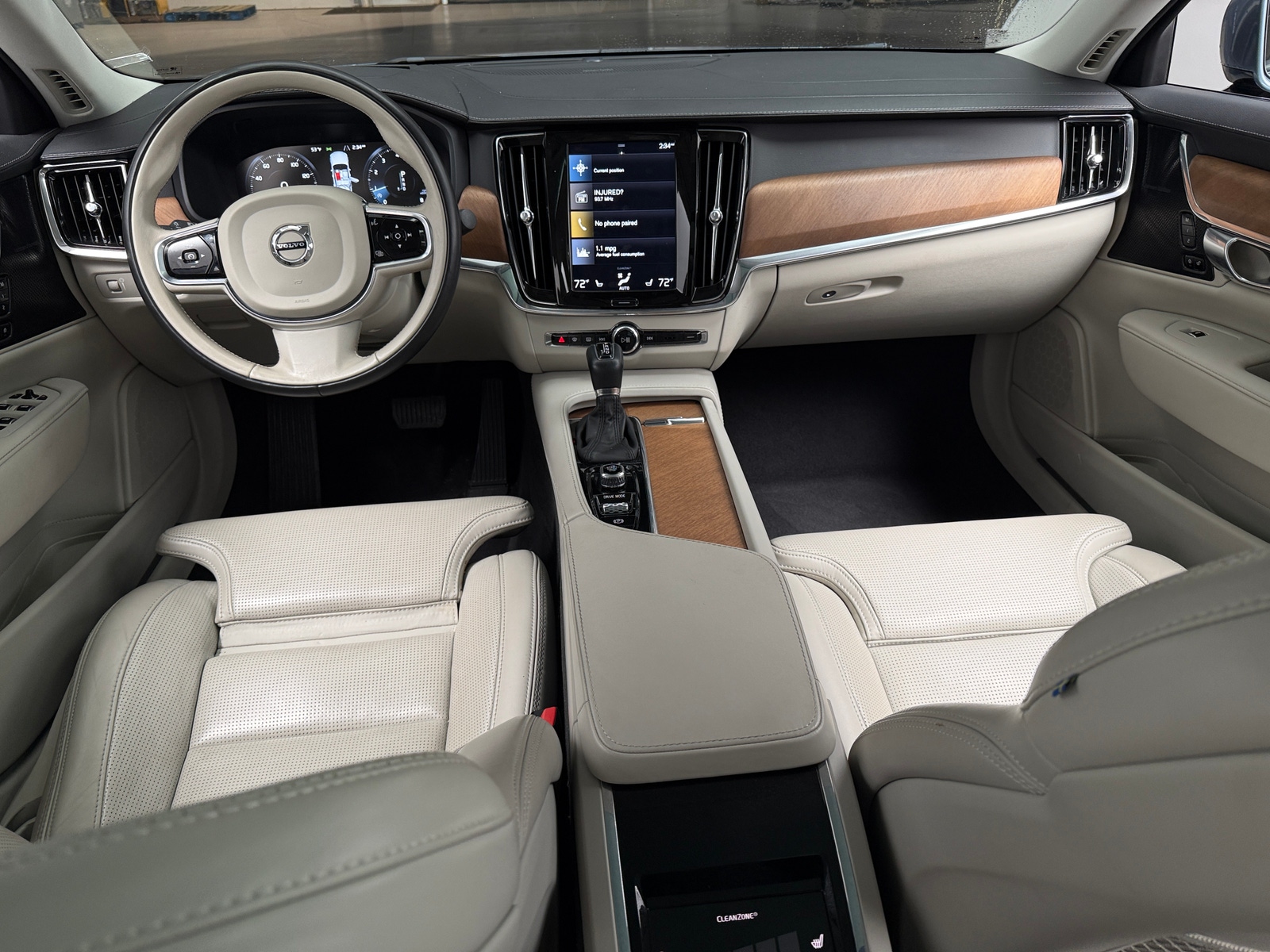 Thumbnail: 2020 Volvo S90 - 2