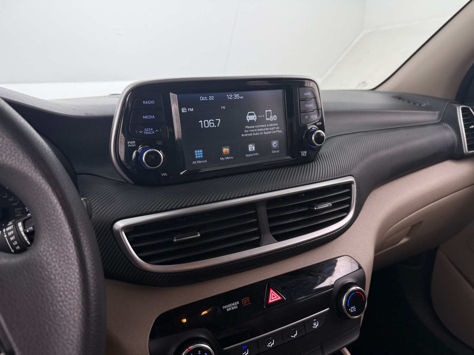 Thumbnail: 2019 Hyundai Tucson - 4