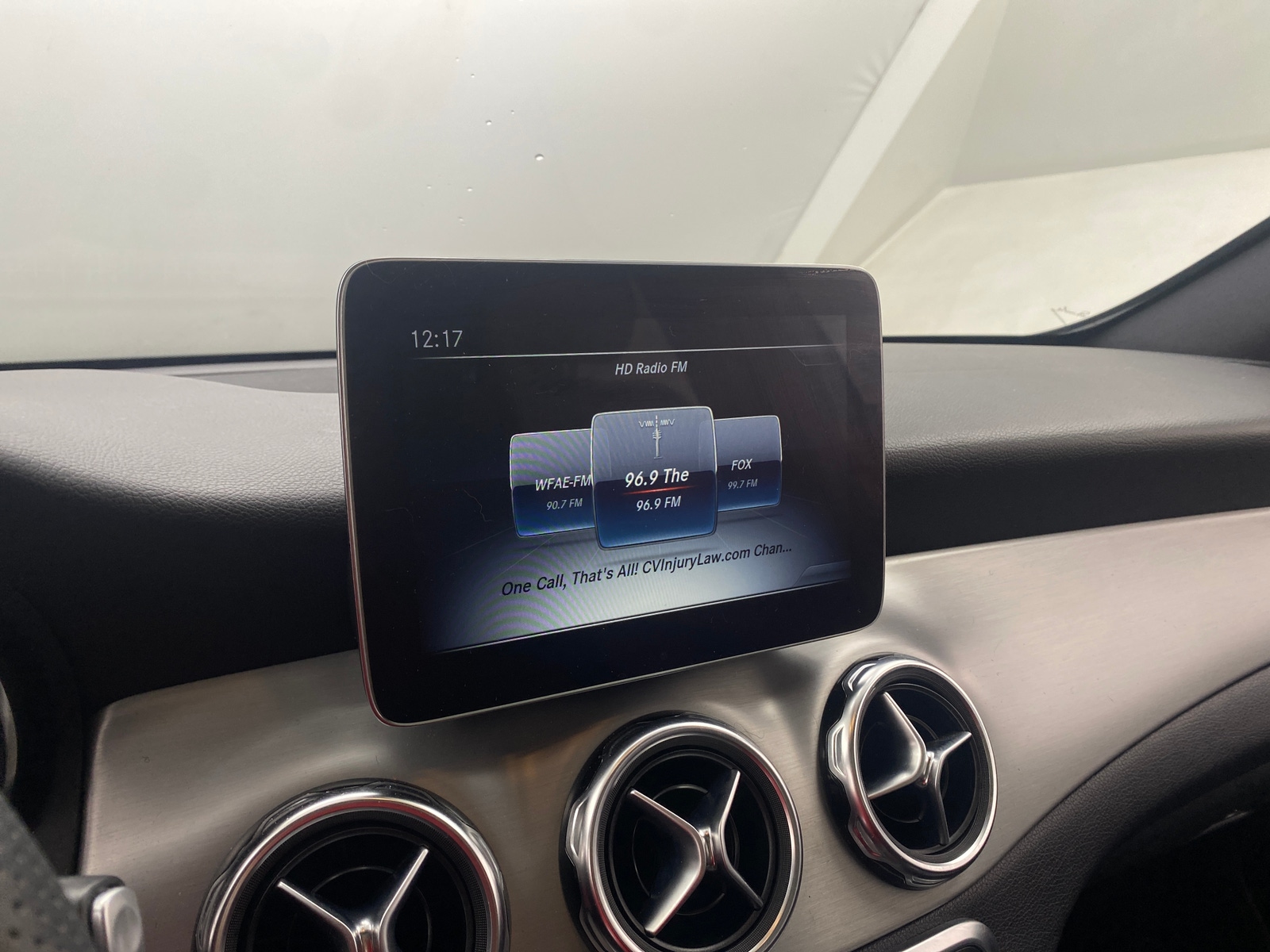 Thumbnail: 2019 Mercedes-Benz GLA - 3
