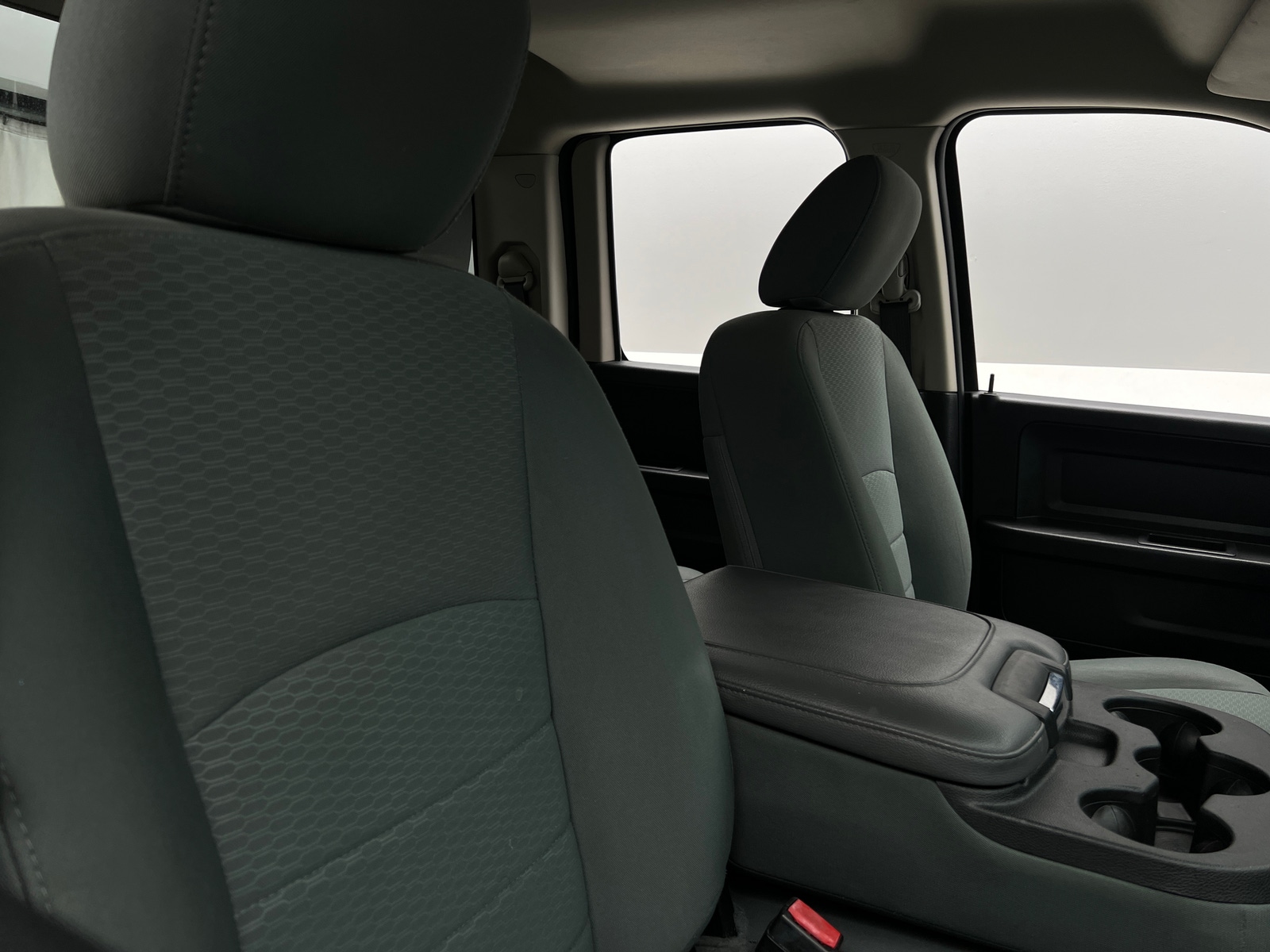 Thumbnail: 2019 RAM 1500 Classic - 2