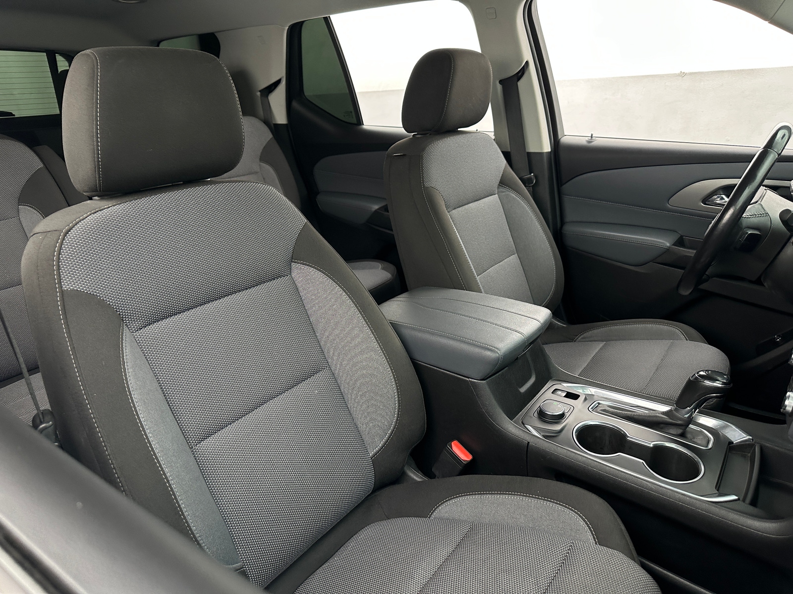 Thumbnail: 2020 Chevrolet Traverse - 2