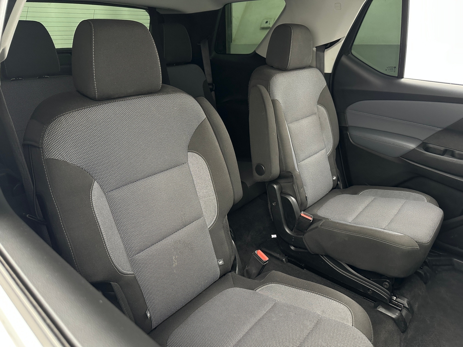 Thumbnail: 2020 Chevrolet Traverse - 6