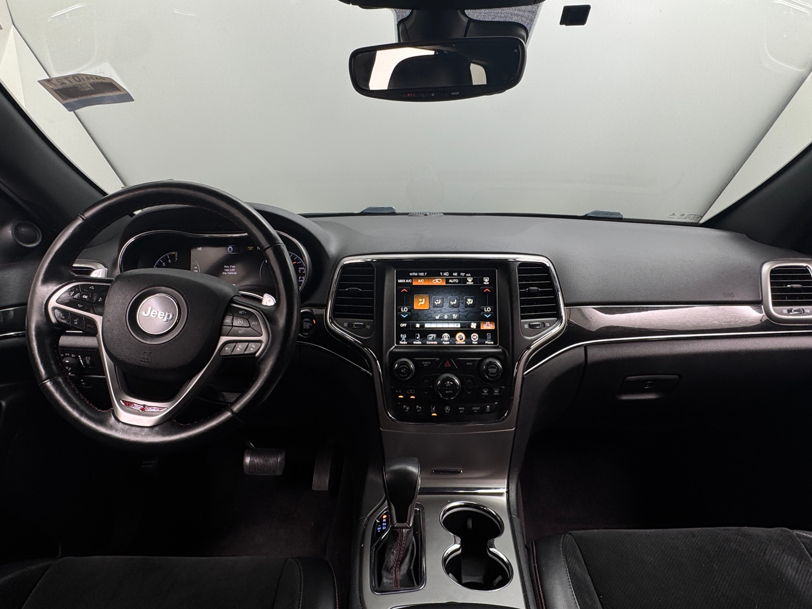 Thumbnail: 2017 Jeep Grand Cherokee - 2